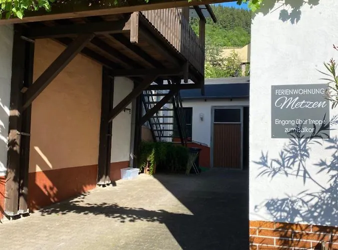 Metzen * Burg (Bernkastel-Wittlich)